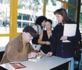 16 - Beco do autógrafo com José Angelo Gaiarsa-SP.jpg